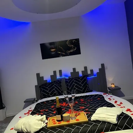 Love Room *