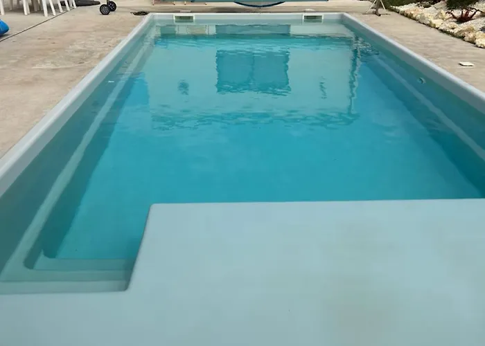 Love Room Apartment Gémozac